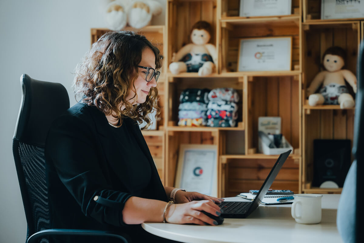 Fotografie - Ukrajinky ve firmě Bamboolik